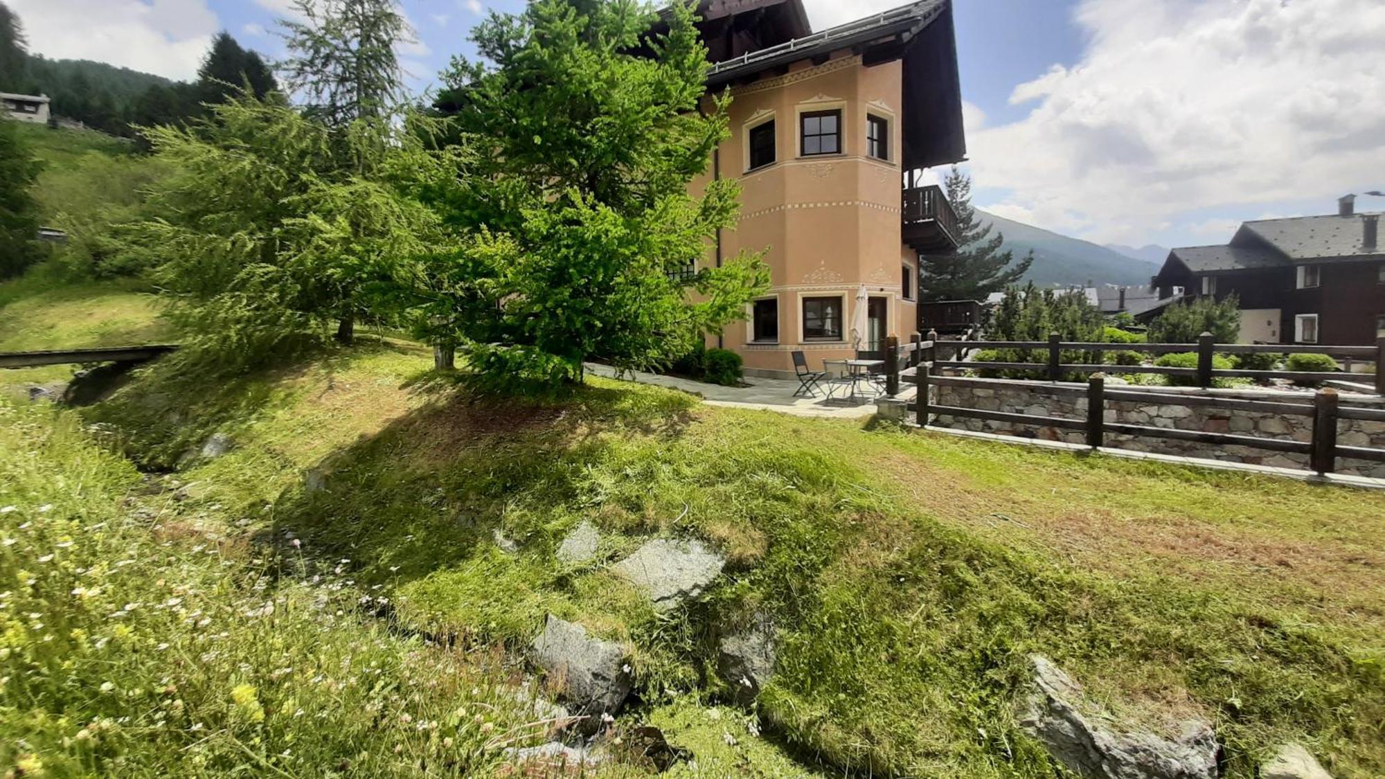 Chalet Rin da Pemont Livigno Esterno foto