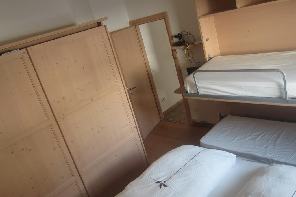 Chalet Rin da Pemont Livigno Camera foto