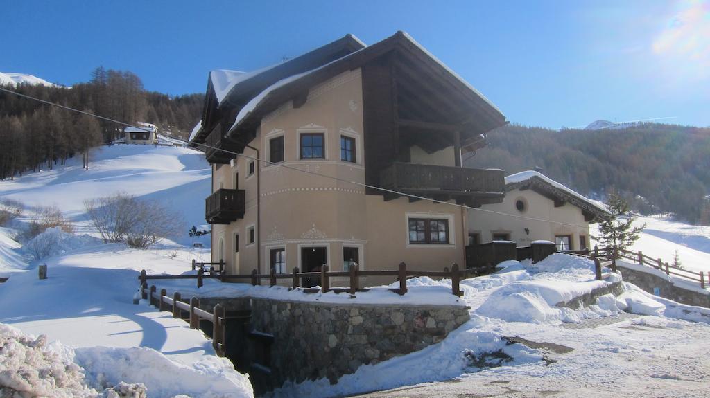 Chalet Rin da Pemont Livigno Esterno foto